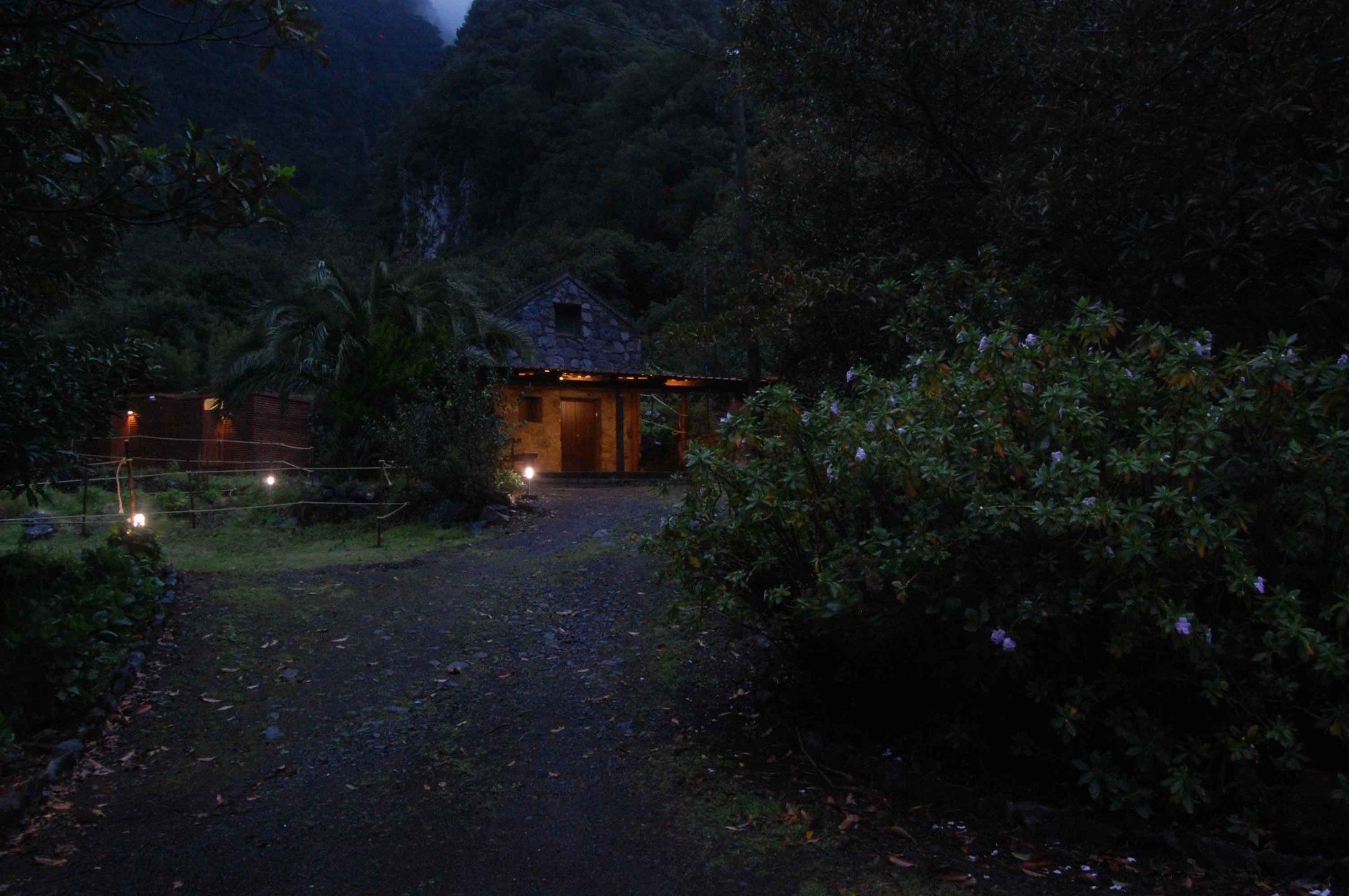 Nature Inn Madeira - Glamping Porto Moniz Eksteriør billede